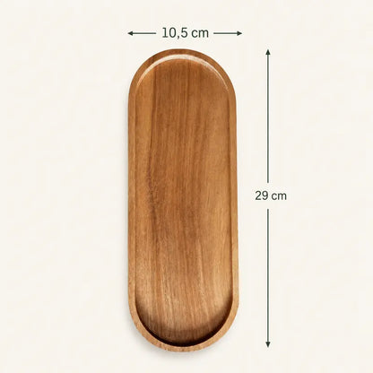 Tabuleiro de madeira oval comprido com bordos elevados, acabamento natural e medidas de 10,5 × 29 cm.